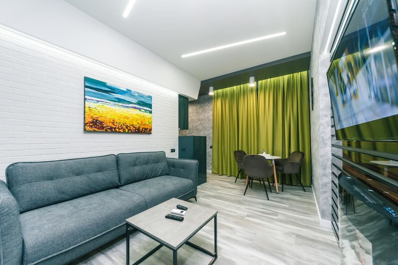 Апарт-отели Luxury Apartments Arena Guliver Киев